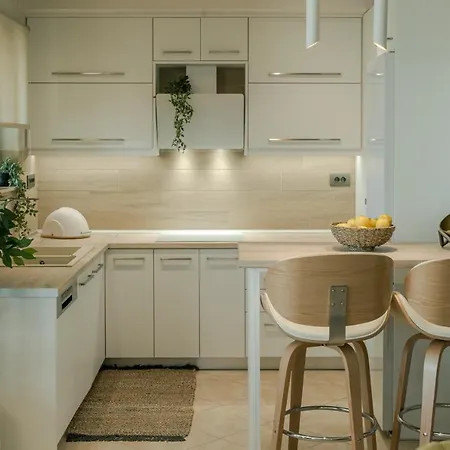 Diogia Luxury Apartment- Comfort & Elegance, By Zantewize Apartment